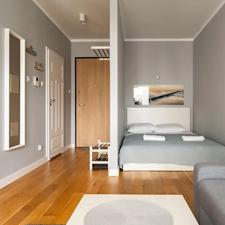 Grudziadzka Standard By Bookinghost * גדנסק
